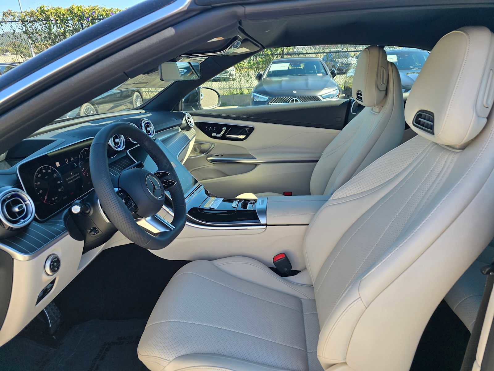 New 2026 Mercedes-Benz CLE 450 4MATIC Cabriolet image 18