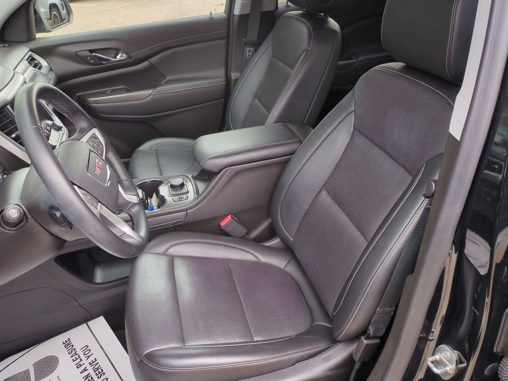 Used 2023 GMC Acadia SLT image 12