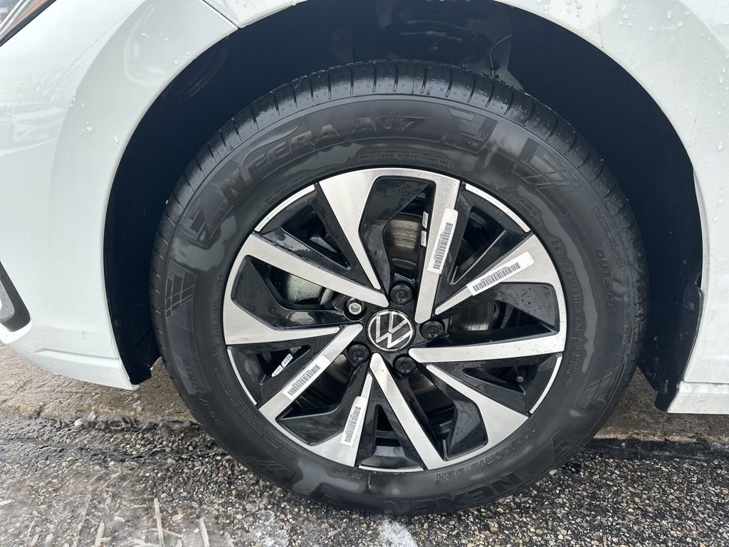 New 2025 Volkswagen Jetta S image 28