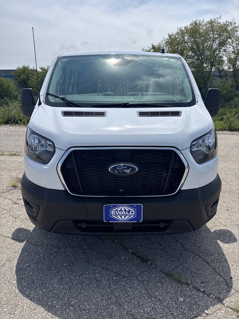 Used 2025 Ford Transit 250 Low Roof w/ Exterior Upgrade Package RWD image 3
