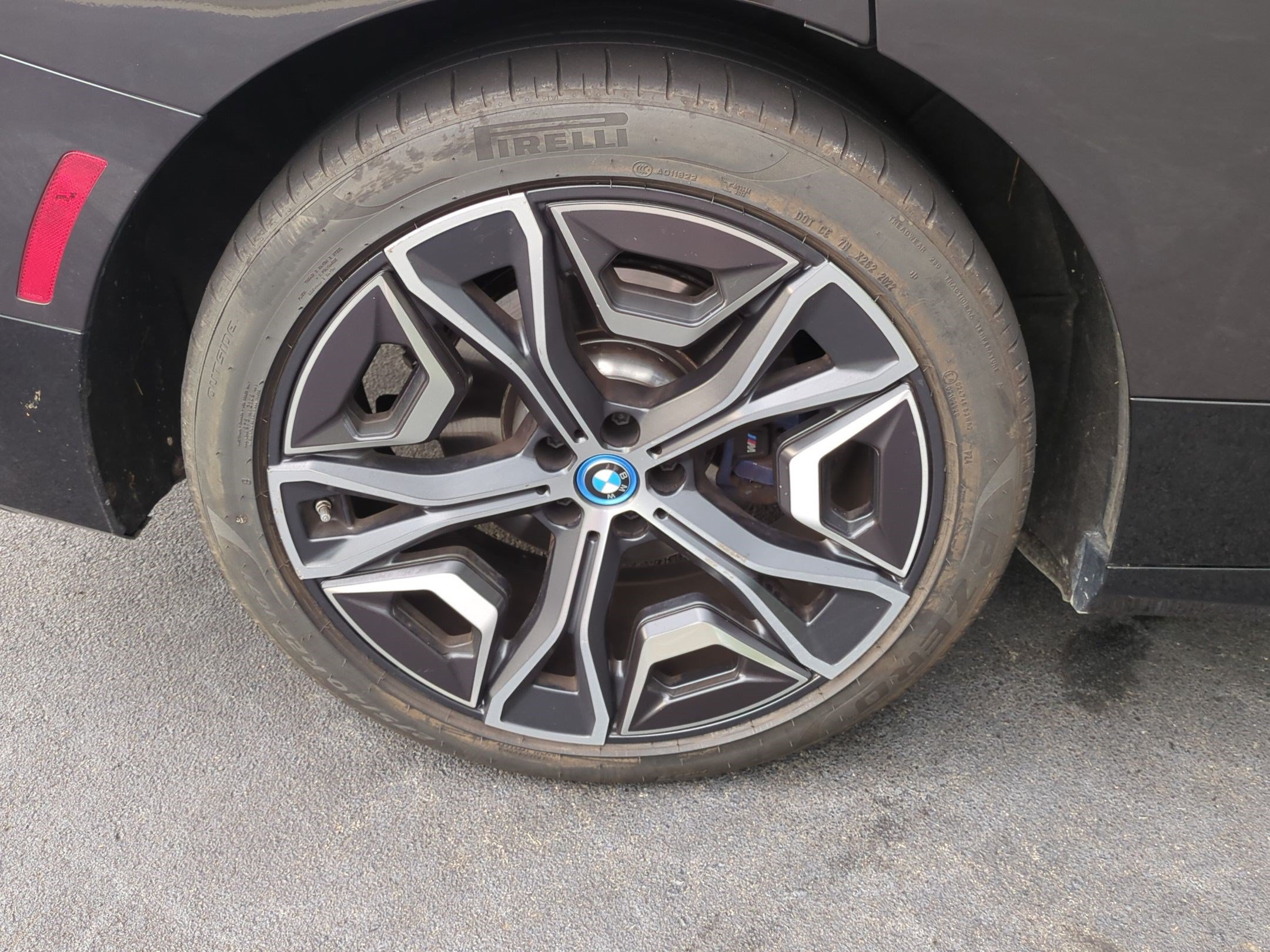 Certified 2024 BMW iX M60 AWD/4WD image 12