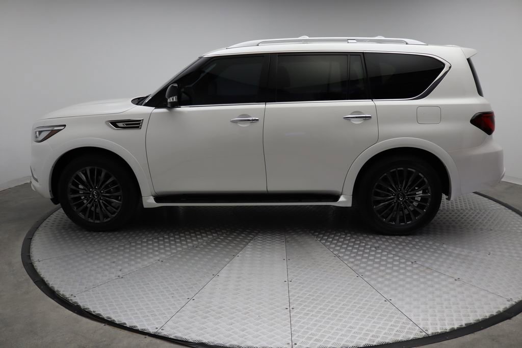 Used 2024 INFINITI QX80 Sensory image 12