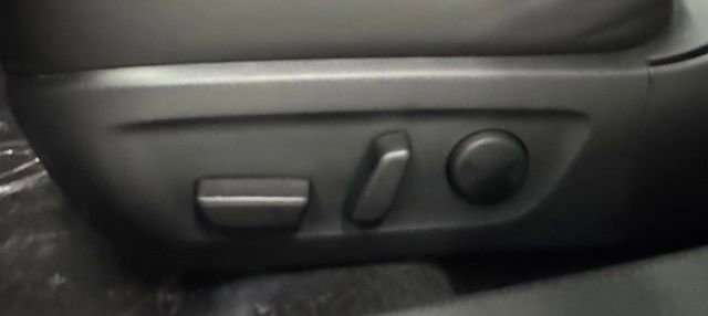 New 2026 MAZDA MAZDA3 2.5 S Hatchback w/ Premium Pkg FWD image 18
