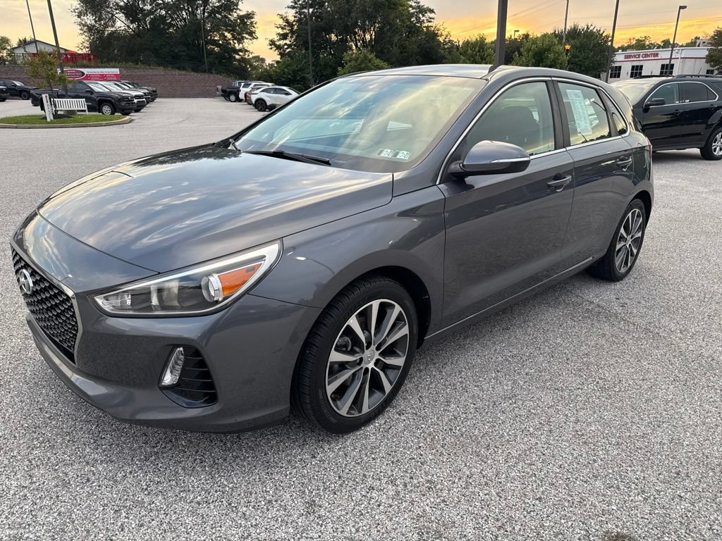 Used 2018 Hyundai Elantra GT w/ Style Package 02 FWD image 10