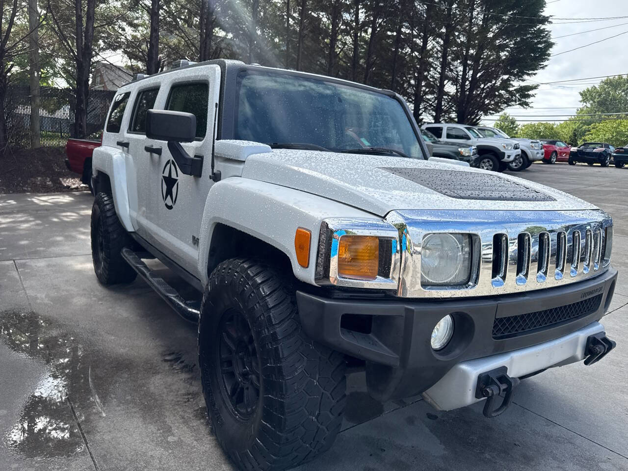 Used 2008 HUMMER H3 image 7
