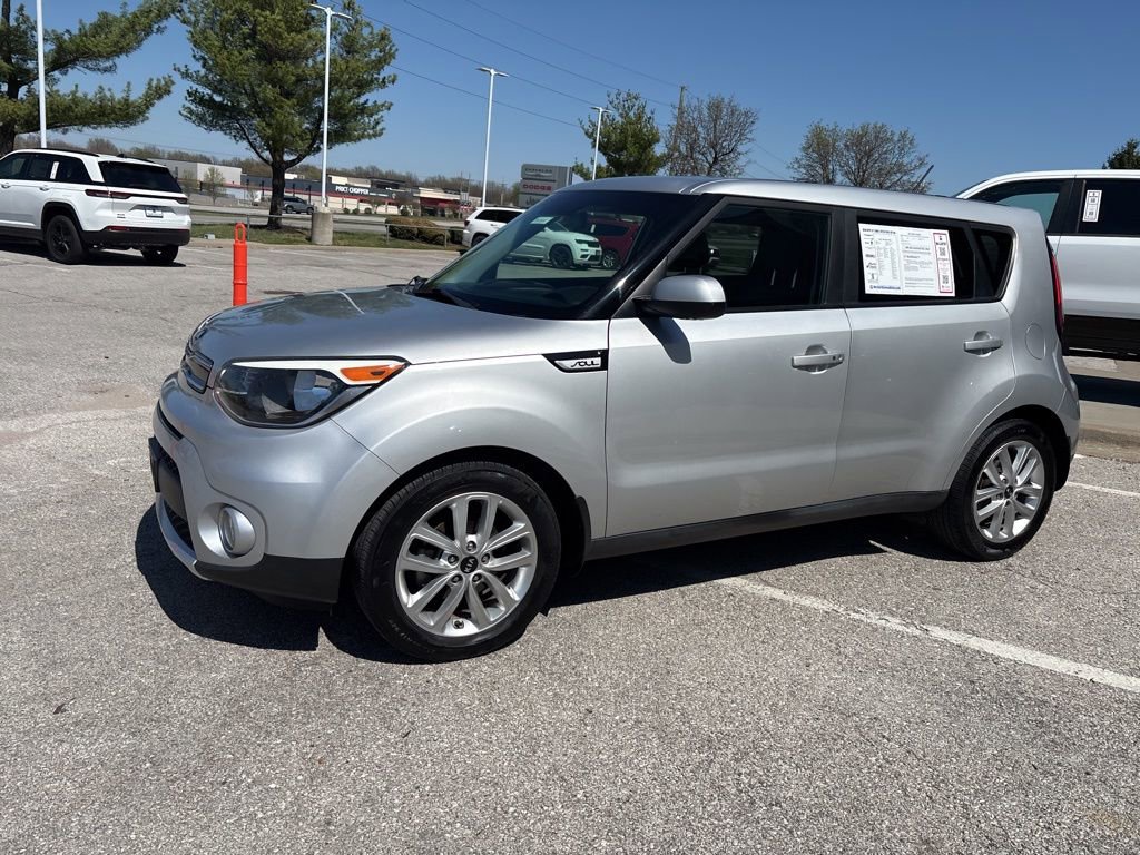 Used 2017 Kia Soul + w/ Audio Package image 14