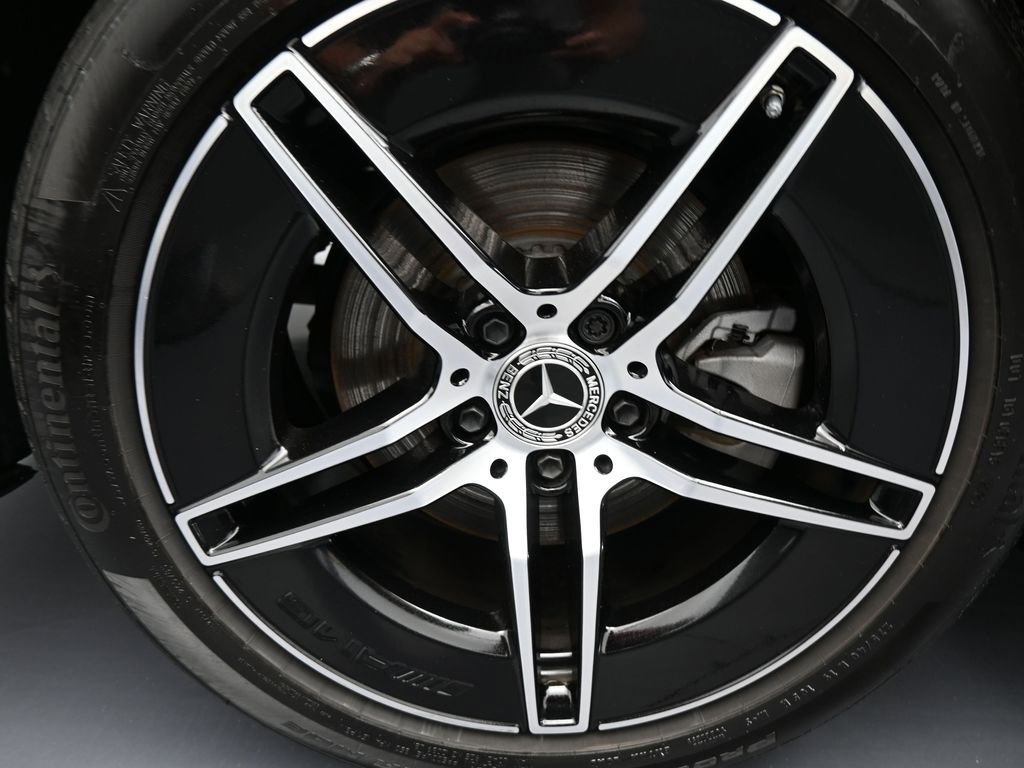 Used 2025 Mercedes-Benz E 350 4MATIC Sedan image 46