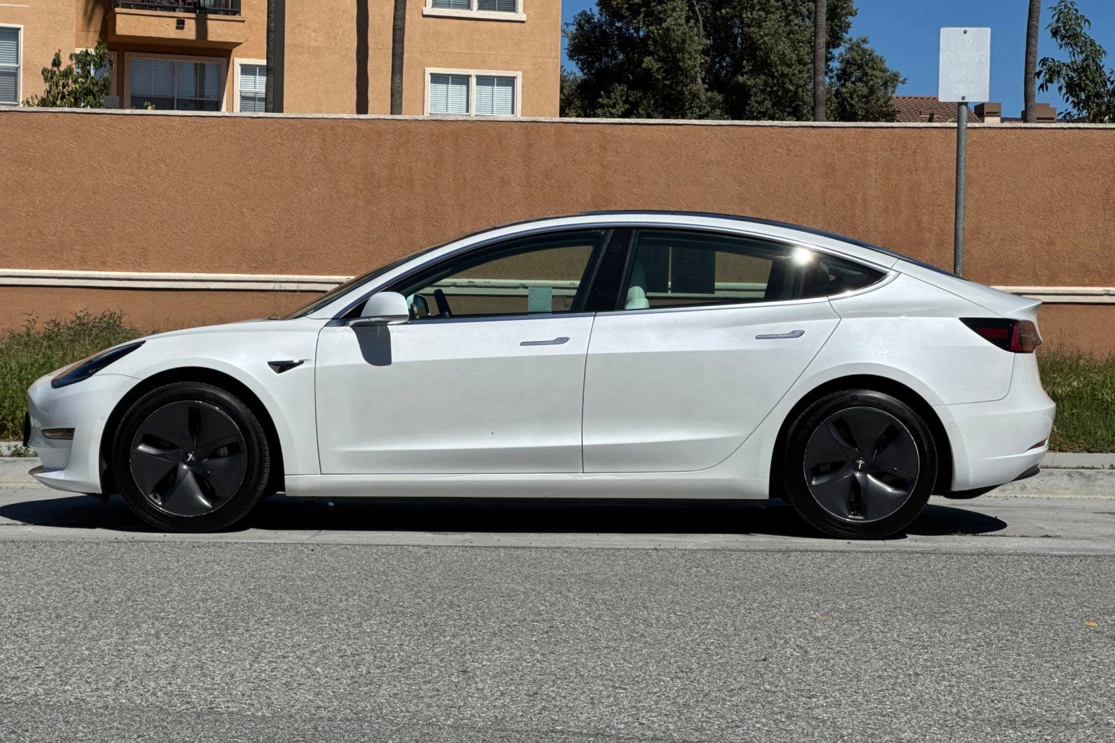 Used 2020 Tesla Model 3 Long Range image 7