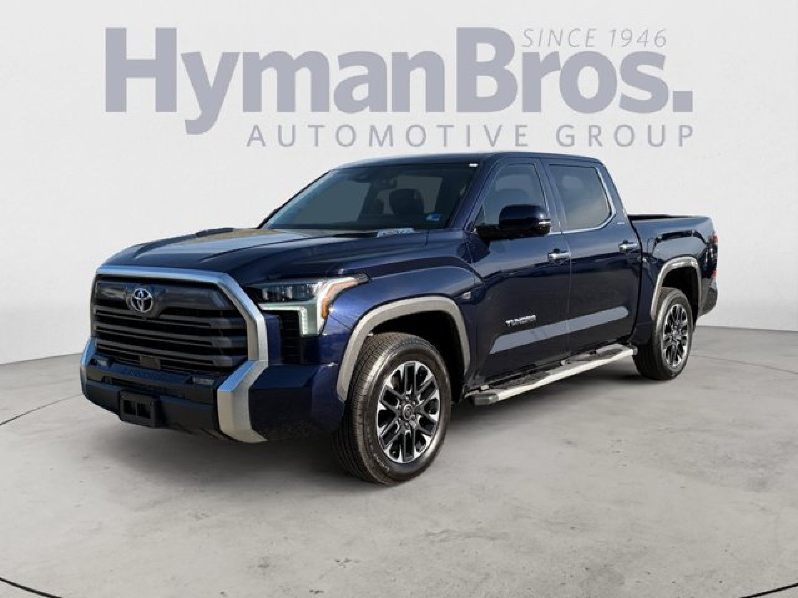 Used 2024 Toyota Tundra Limited AWD/4WD image 7