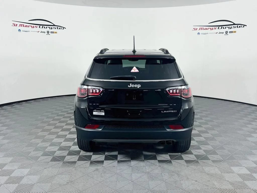 Used 2022 Jeep Compass Limited AWD/4WD image 7