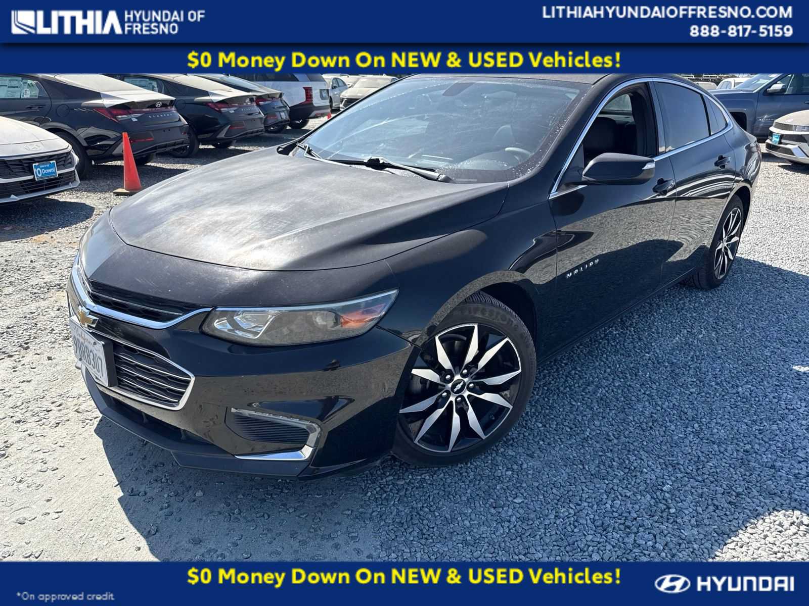 Used 2017 Chevrolet Malibu LT w/ Leather Package FWD image 1