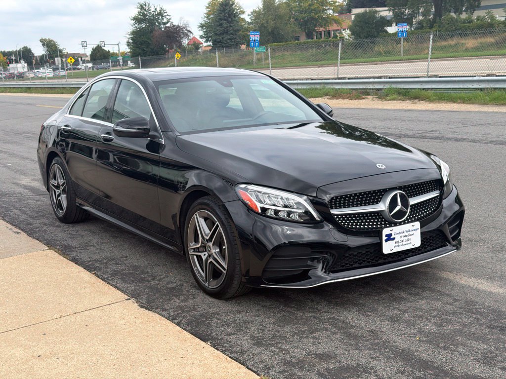 Used 2020 Mercedes-Benz C 300 4MATIC Sedan image 2