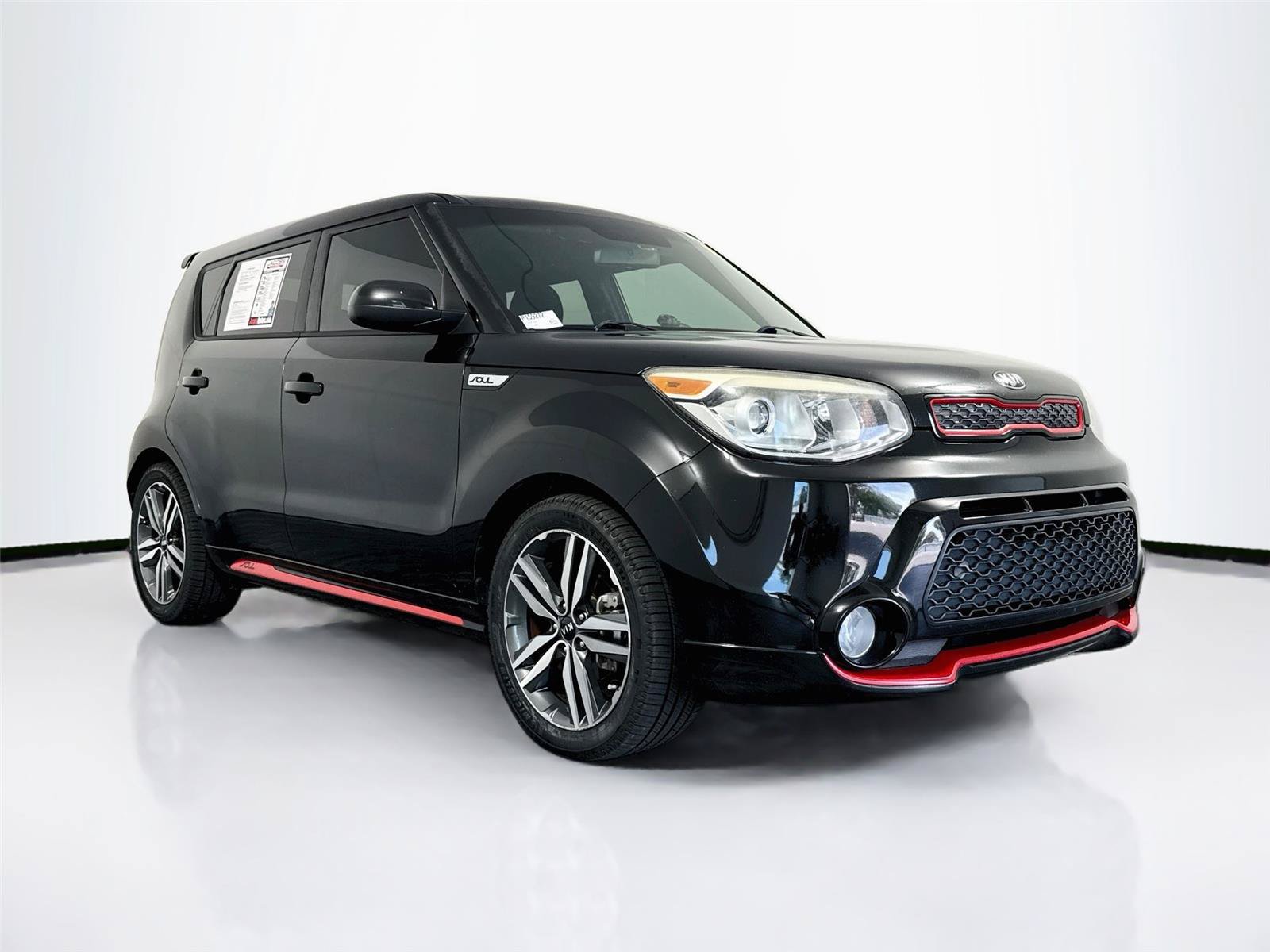 Used 2015 Kia Soul + FWD image 7