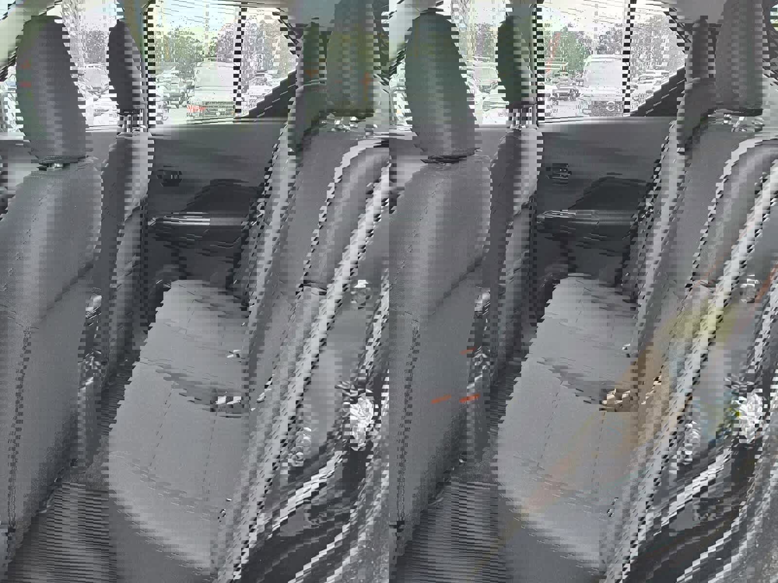 New 2025 Nissan Kicks Play S image 4