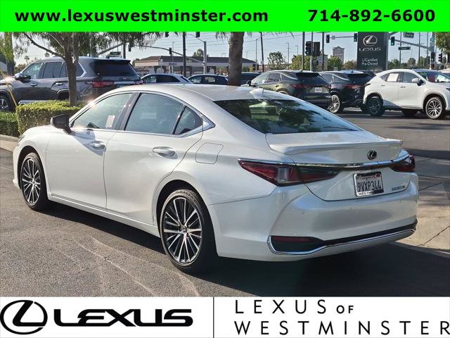 Certified 2025 Lexus ES 300h w/ Premium Package FWD image 11