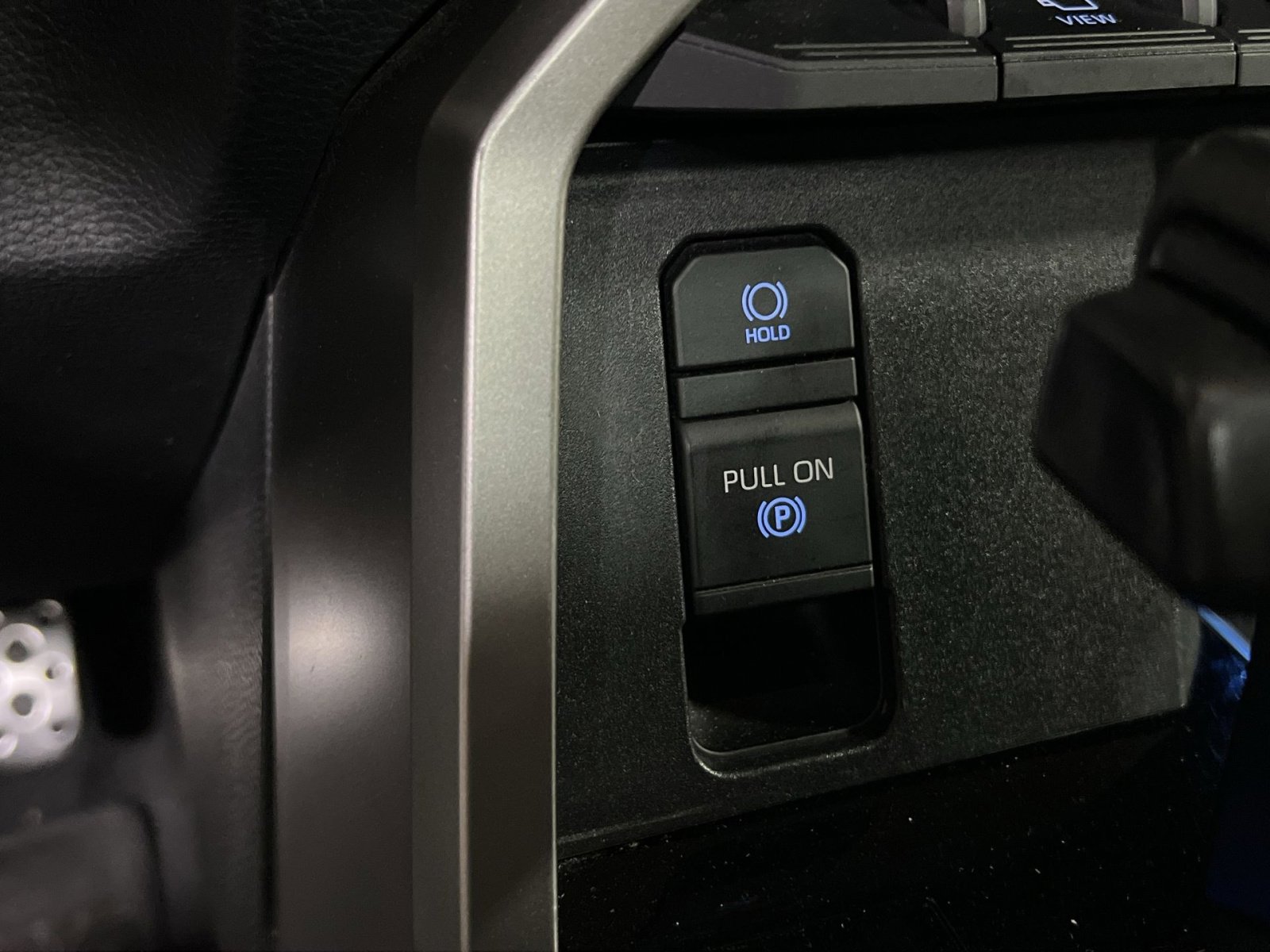 Used 2023 Toyota Tundra Limited image 31