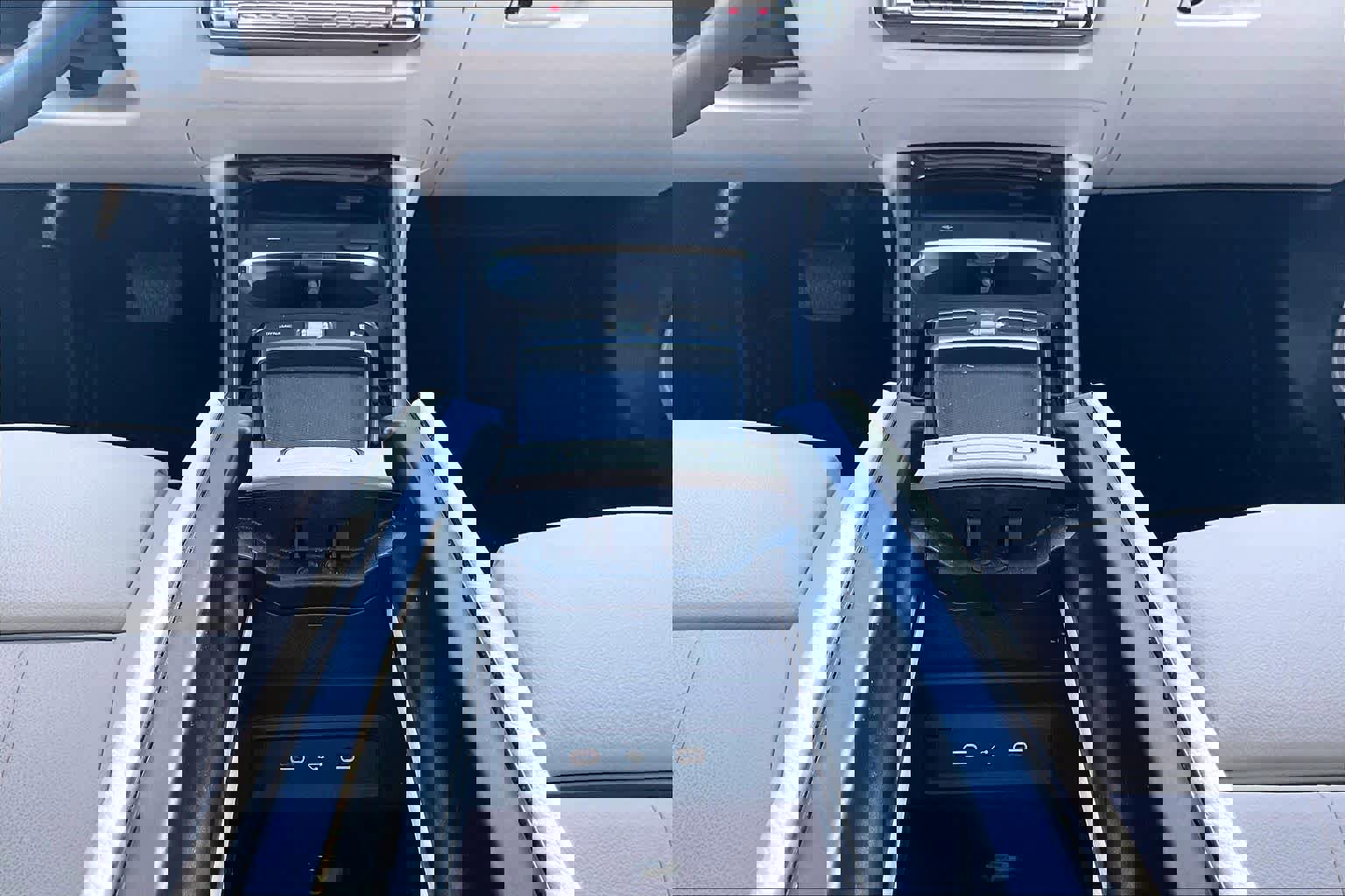 Used 2025 Mercedes-Benz GLB 250 image 36