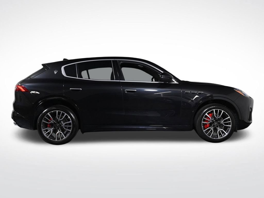 Used 2025 Maserati Grecale GT AWD/4WD image 6