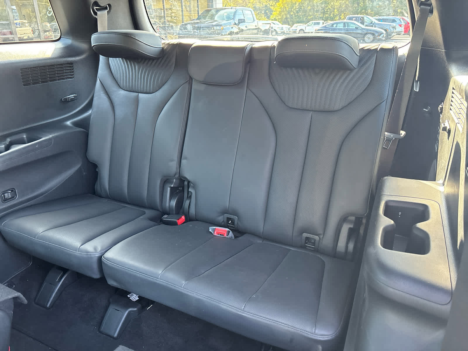 Used 2024 Hyundai Palisade Calligraphy image 20