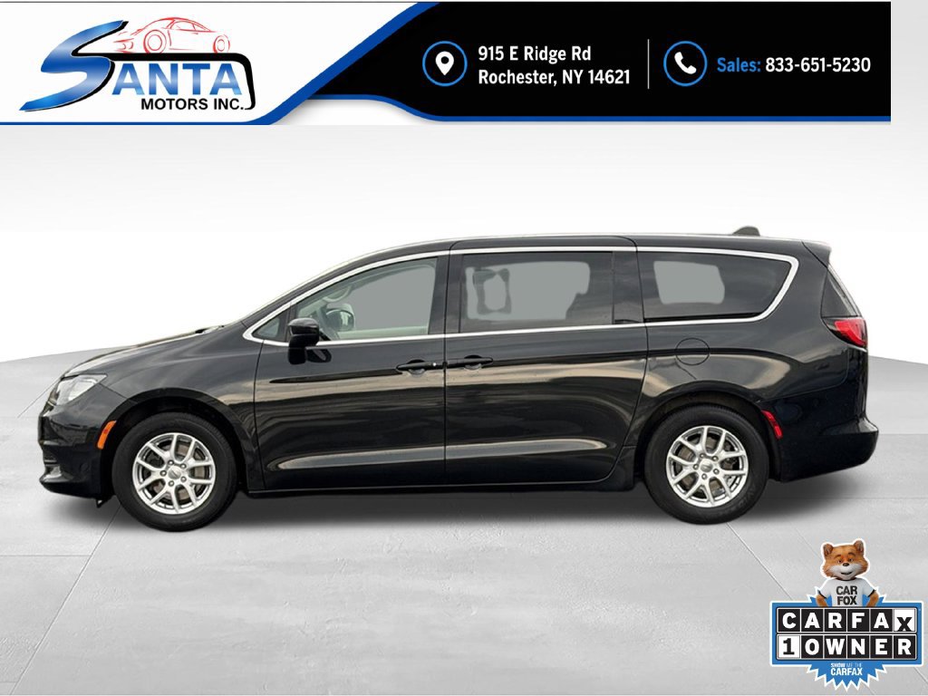 Used 2024 Chrysler Voyager LX FWD image 6