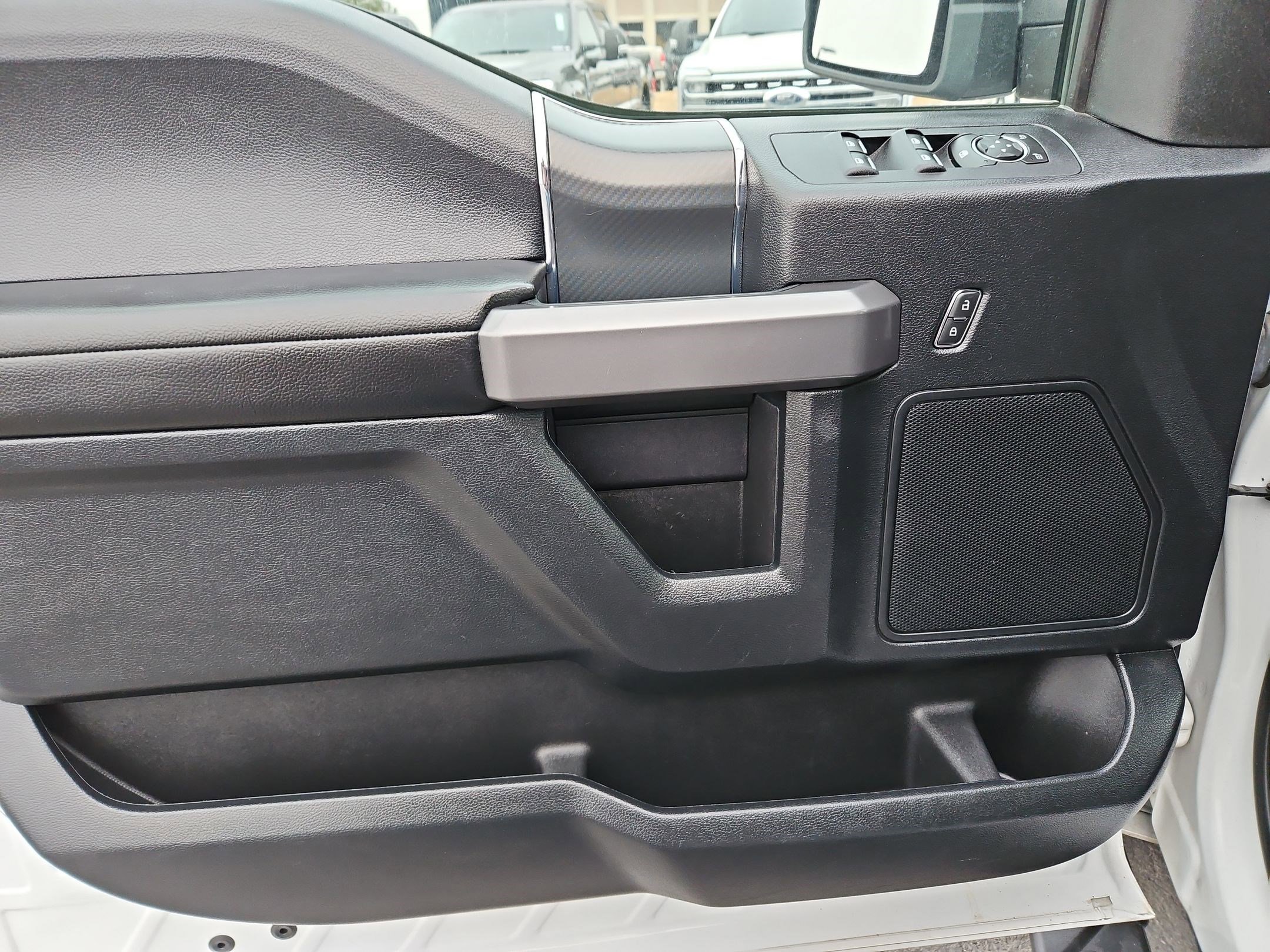 Used 2019 Ford F150 XLT w/ Equipment Group 302A Luxury image 15