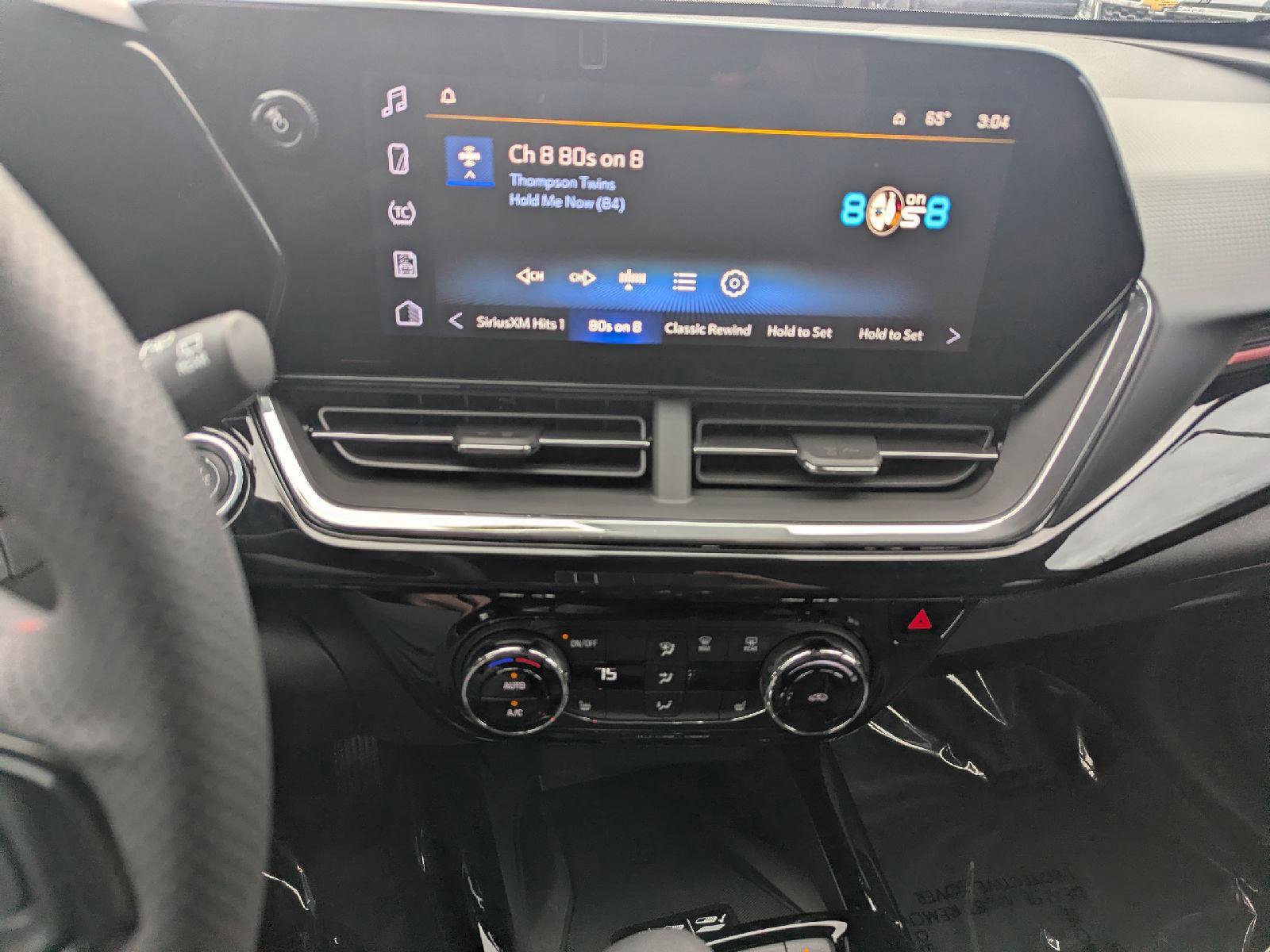 New 2026 Chevrolet Trax RS w/ Sunroof Package image 20