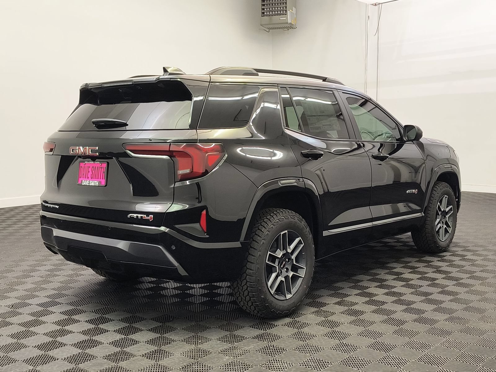 New 2026 GMC Terrain AT4 w/ Technology Package II AWD/4WD image 8