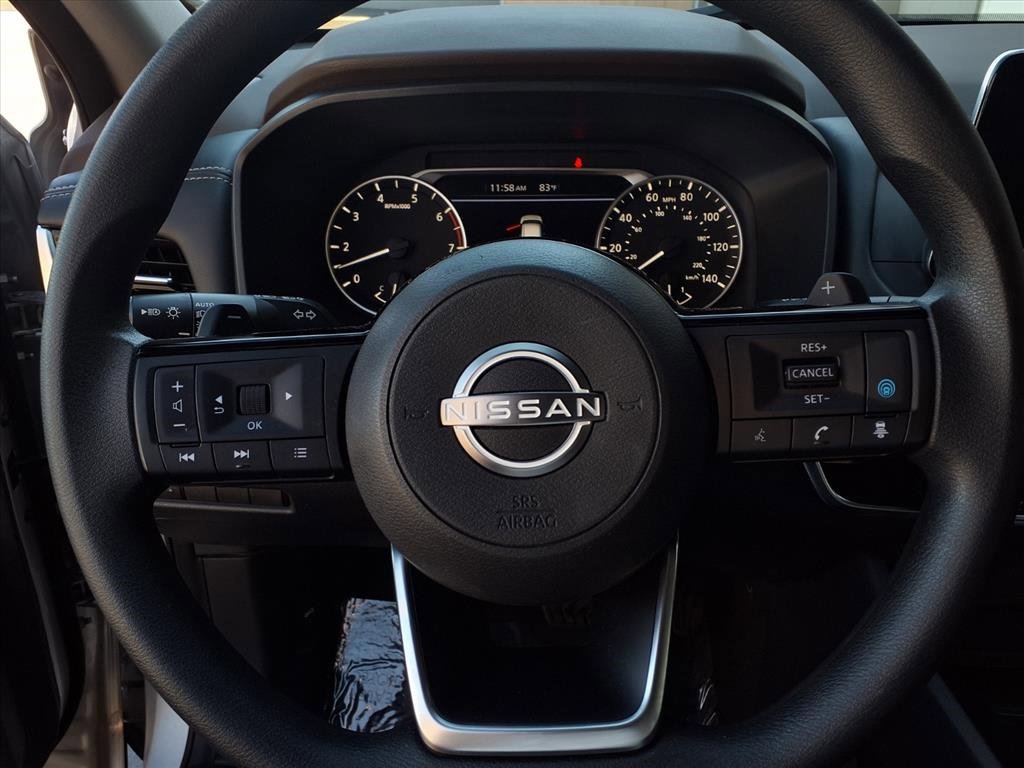 Used 2023 Nissan Rogue SV image 12