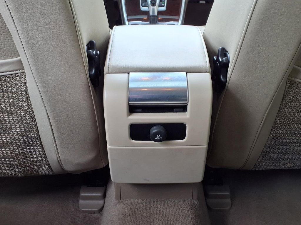 Used 2015 Volvo XC70 T6 Premier Plus AWD/4WD image 22