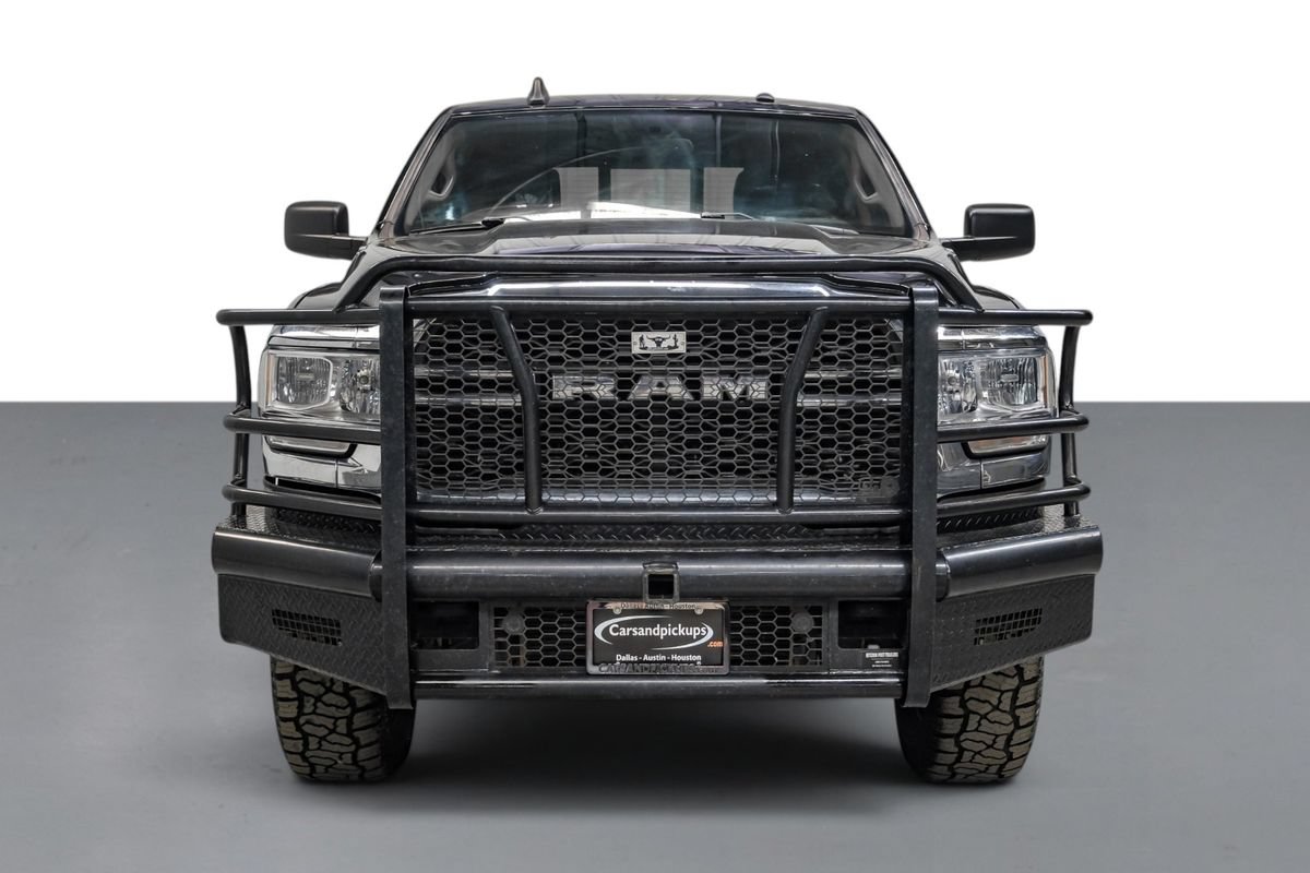 Used 2019 RAM 2500 Tradesman AWD/4WD image 3
