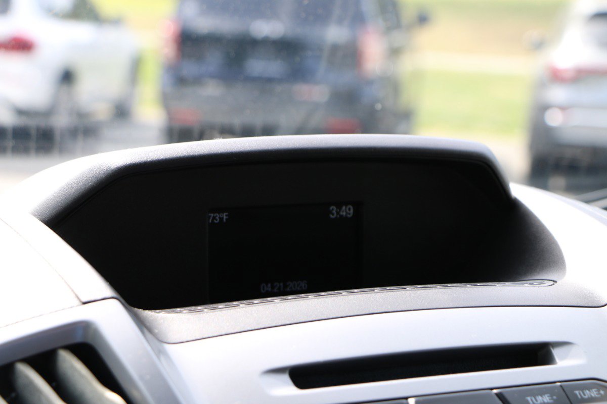 Used 2018 Ford Transit 150 XLT RWD image 19