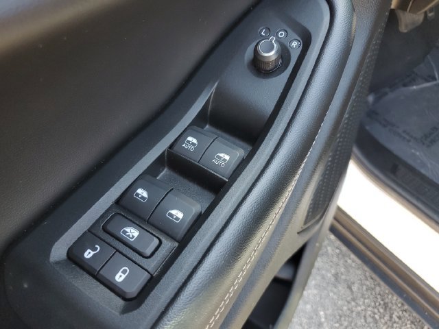 Certified 2024 Jeep Grand Cherokee Altitude RWD image 24