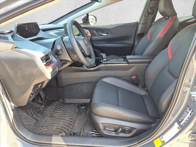 Used 2026 Toyota Prius Plug-In Hybrid FWD image 15