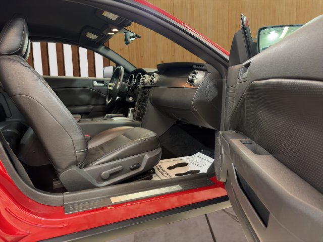 Used 2008 Ford Mustang Premium RWD image 20