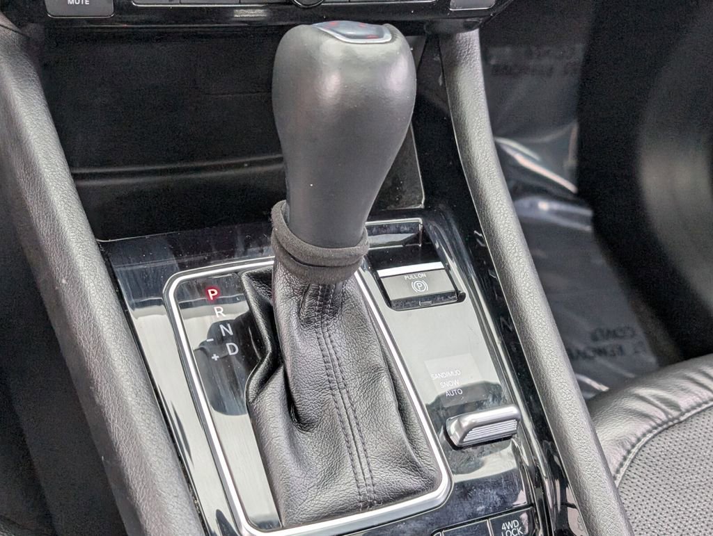 Used 2023 Jeep Compass Limited w/ Elite Group image 26