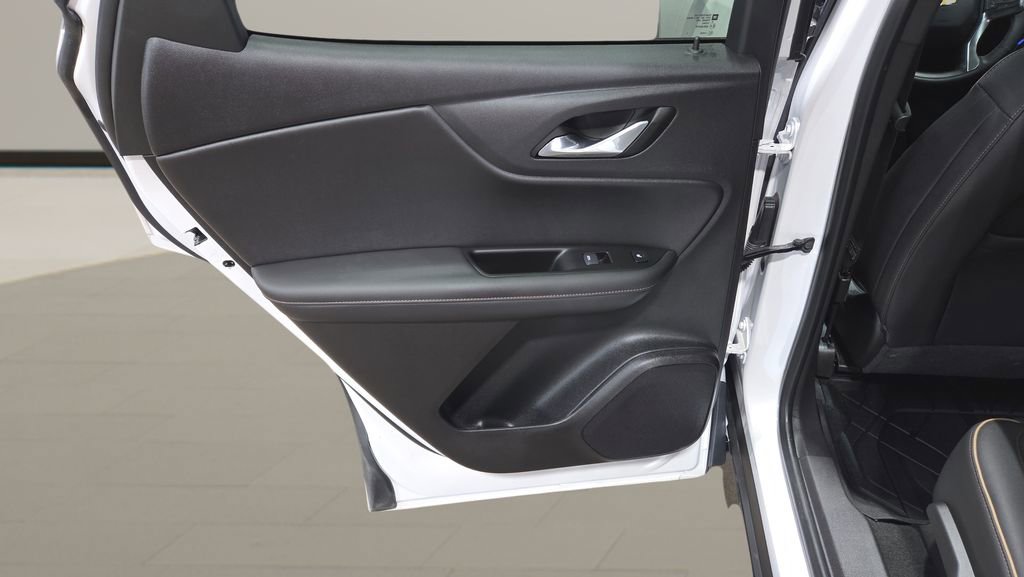 Used 2024 Chevrolet Blazer Premier w/ Driver Confidence II Package image 22