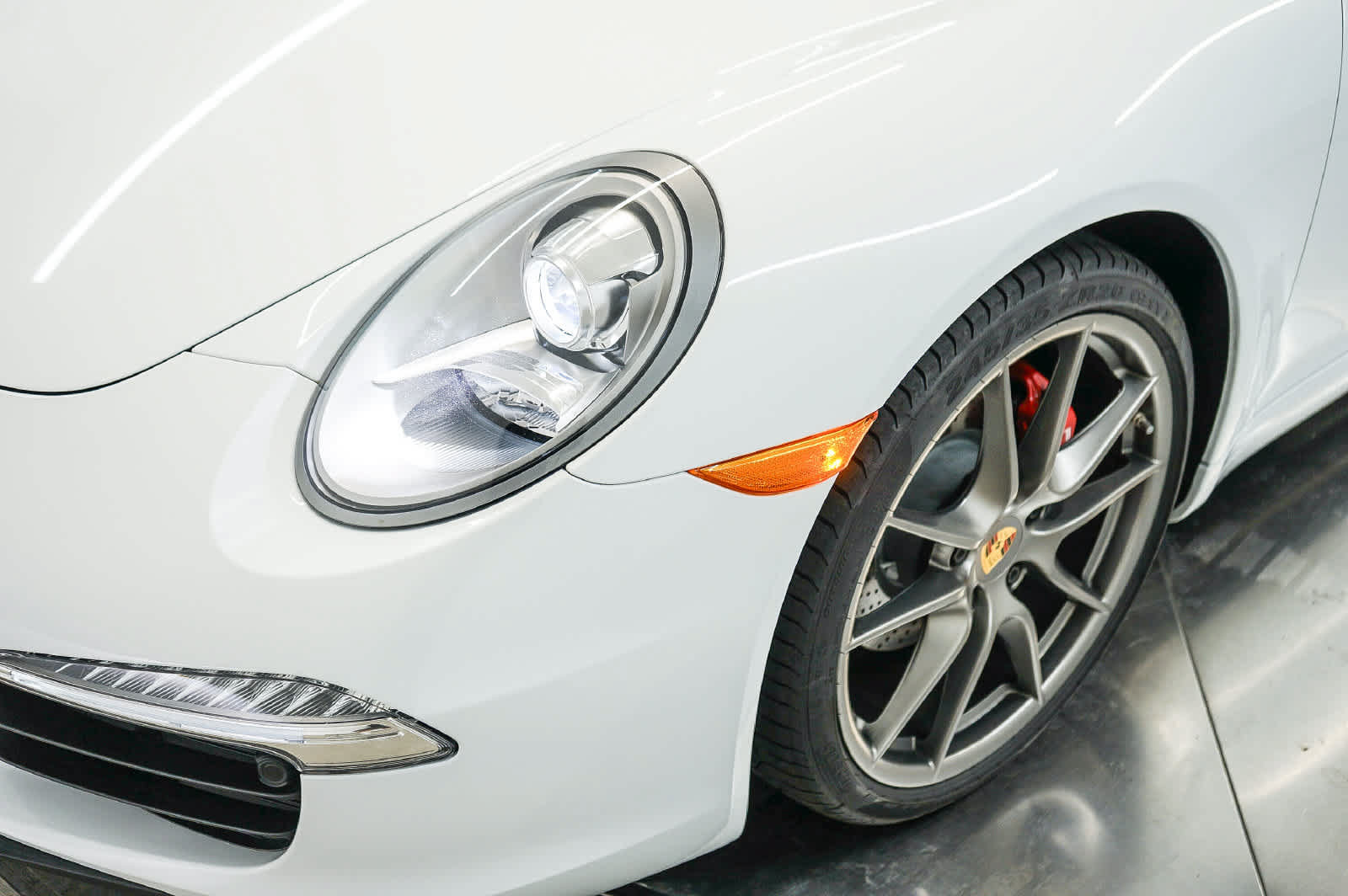 Certified 2016 Porsche 911 Carrera RWD image 16