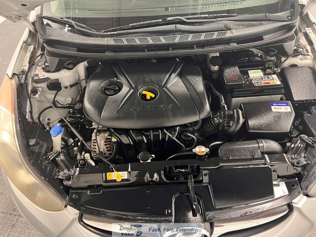 Used 2013 Hyundai Elantra GLS FWD image 22