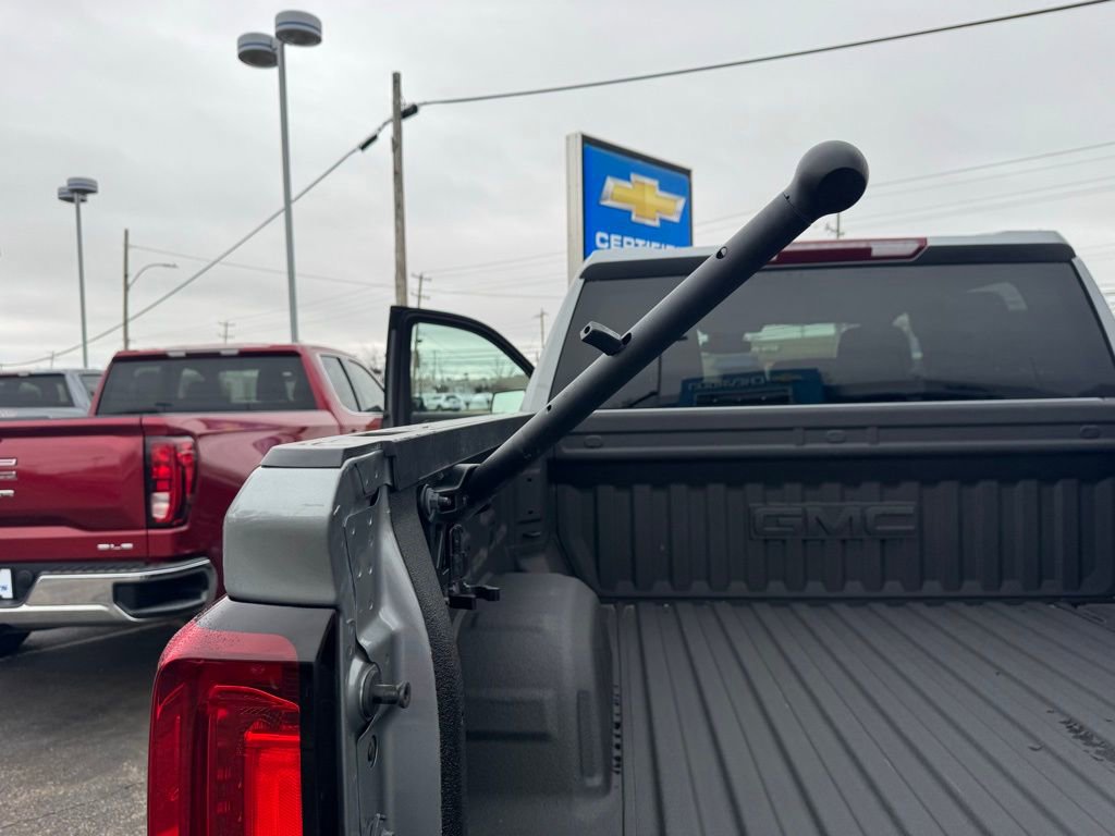 Used 2025 GMC Sierra 1500 AT4 image 40