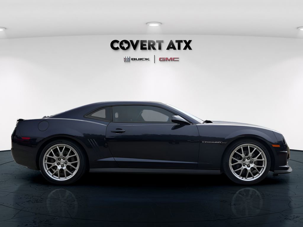 Used 2013 Chevrolet Camaro SS w/ Dusk Special Edition RWD image 8