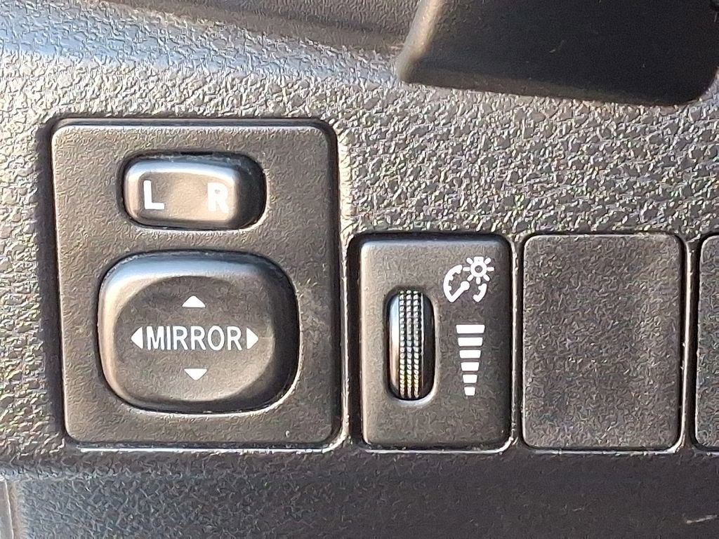 Used 2019 Toyota Corolla SE image 25