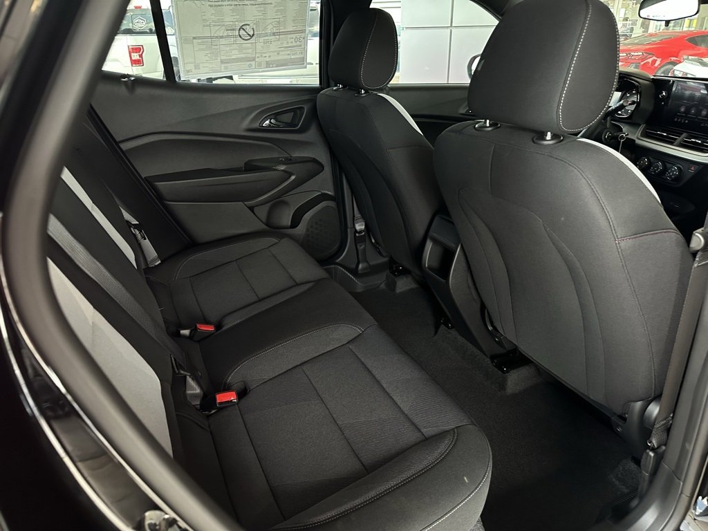 New 2025 Chevrolet Trax RS w/ Driver Confidence Package image 18