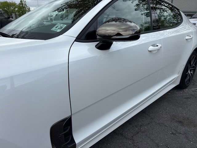 Used 2023 Kia Stinger GT-Line w/ Sun & Sound Package AWD/4WD image 4