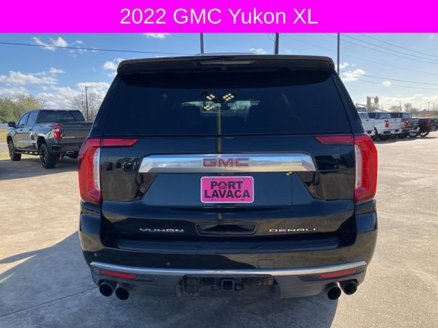 Used 2022 GMC Yukon XL Denali w/ Denali Premium Package image 6