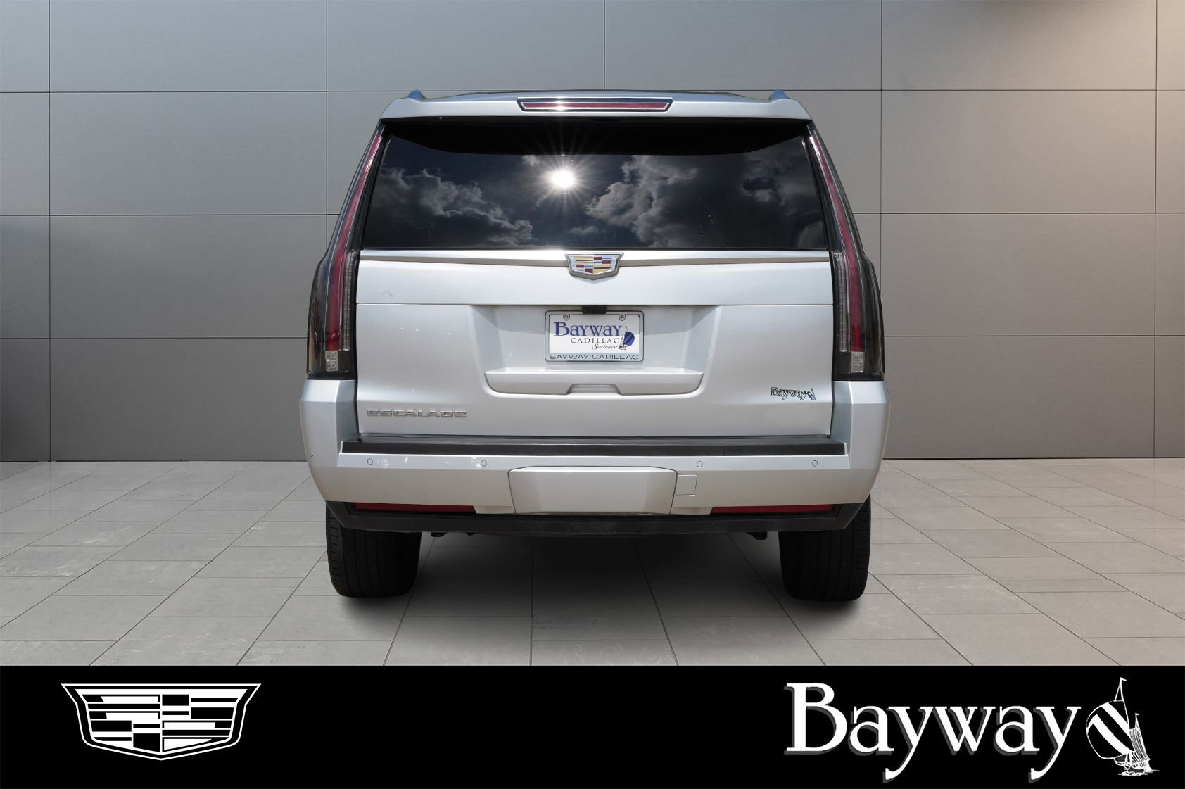 Used 2018 Cadillac Escalade ESV Luxury image 6