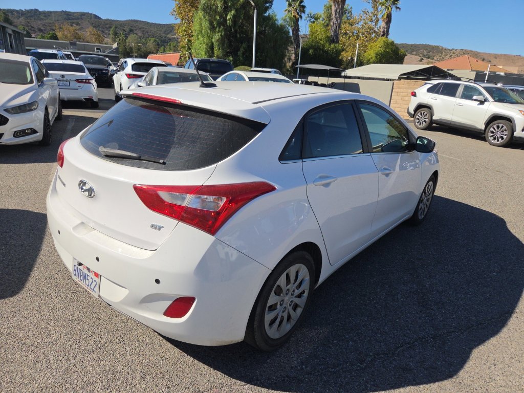 Used 2016 Hyundai Elantra GT FWD image 5