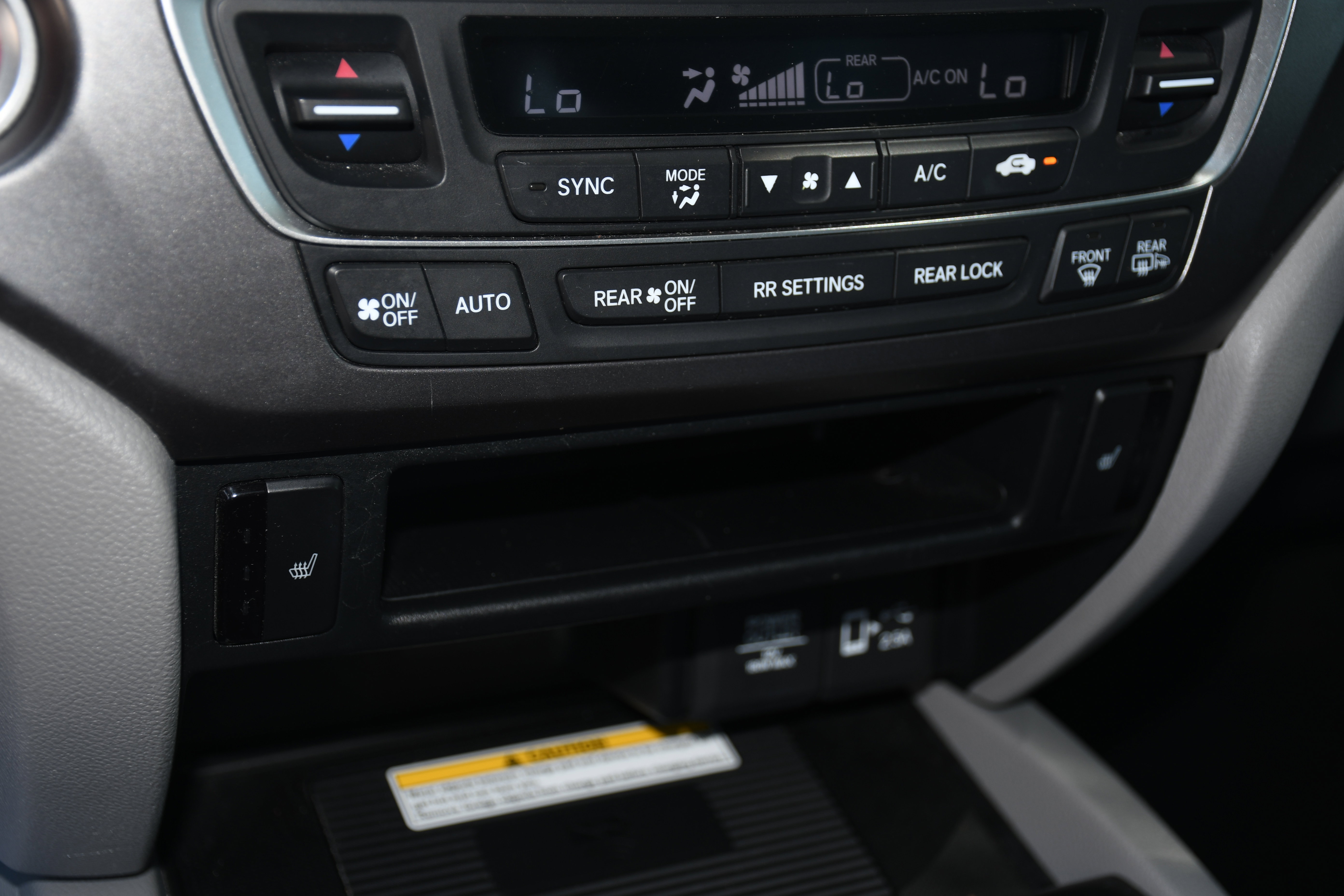 Used 2022 Honda Pilot Special Edition image 16