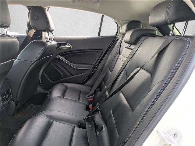 Used 2015 Mercedes-Benz GLA 250 image 15
