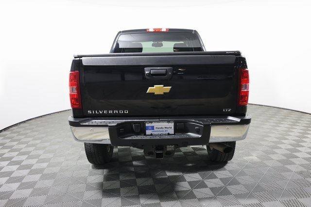 Used 2013 Chevrolet Silverado 2500 LTZ w/ LTZ Plus Package image 6