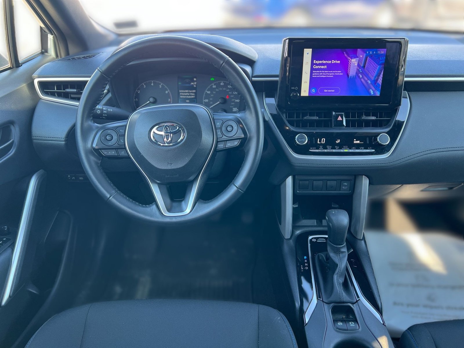 Used 2024 Toyota Corolla Cross SE image 23